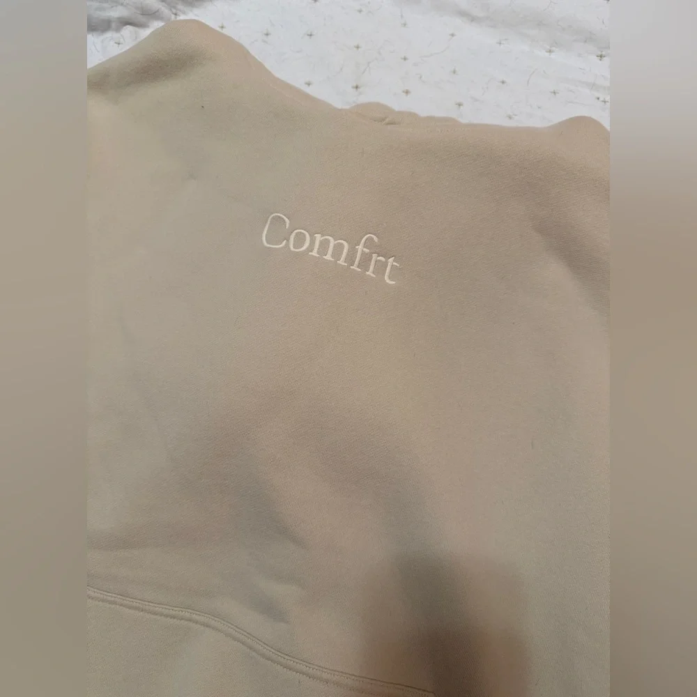 Women's Cream Sweatpants & Joggers Set - Picture 3 of 9